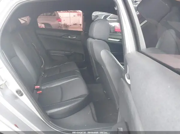 19XFC2E83KE015405 2019 HONDA CIVIC - Image 8