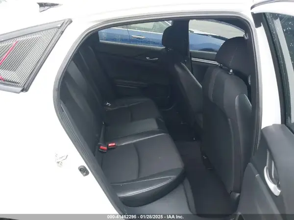 19XFC2E87KE021501 2019 HONDA CIVIC - Image 8