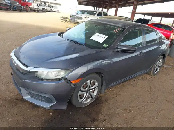 19XFC2F50GE004616 2016 HONDA CIVIC - Image 2