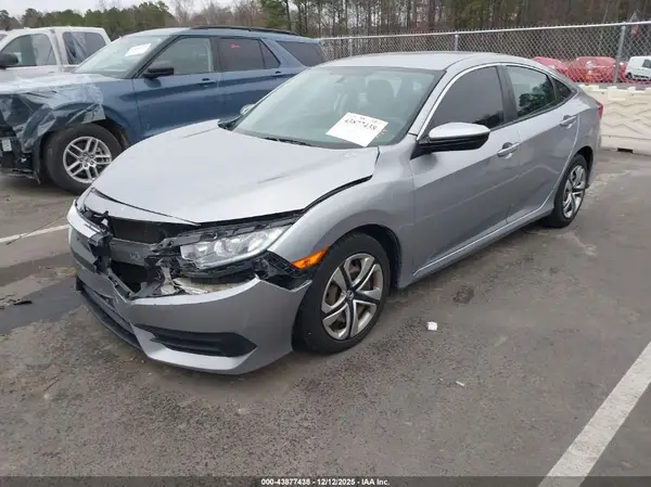 19XFC2F50GE015048 2016 HONDA CIVIC - Image 2