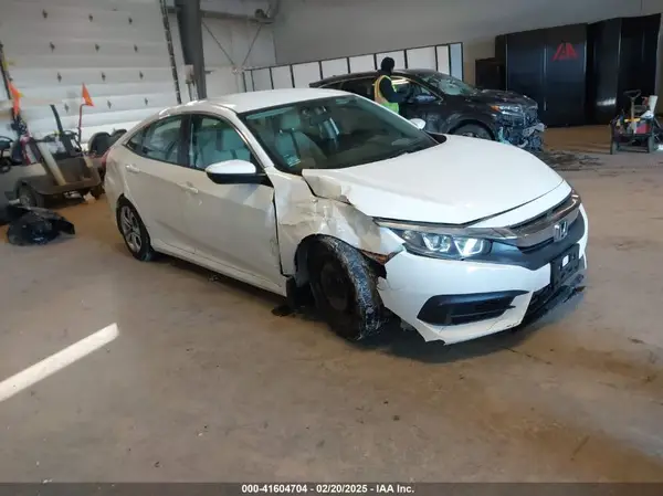 19XFC2F50GE042511 2016 HONDA CIVIC - Image 1