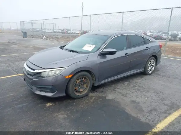 19XFC2F50GE066162 2016 HONDA CIVIC - Image 2