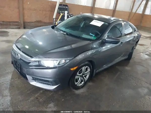 19XFC2F50GE078005 2016 HONDA CIVIC - Image 2