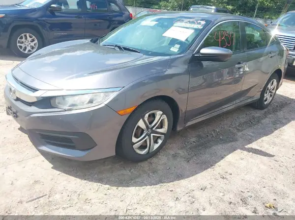 19XFC2F50GE081308 2016 HONDA CIVIC - Image 2