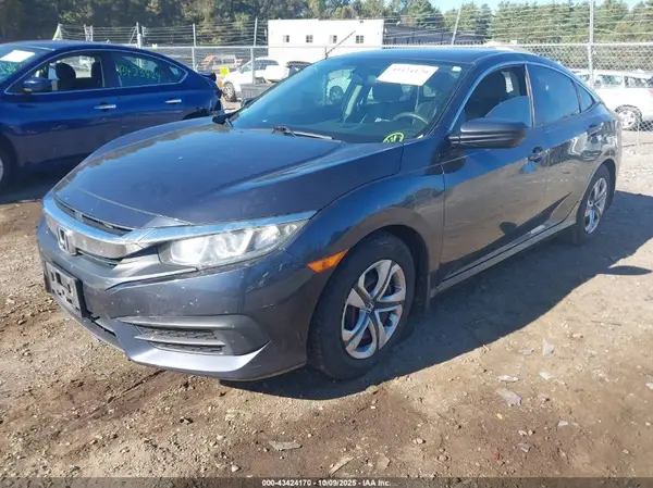 19XFC2F50GE082765 2016 HONDA CIVIC - Image 2