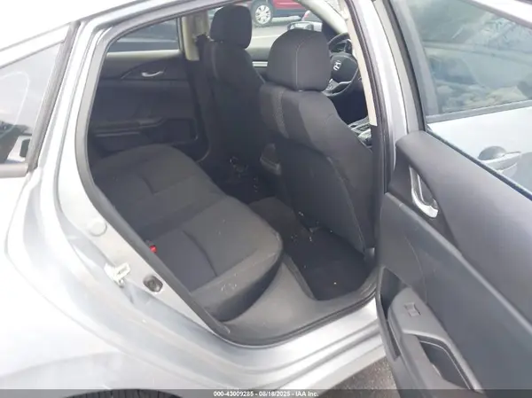 19XFC2F50GE095502 2016 HONDA CIVIC - Image 8