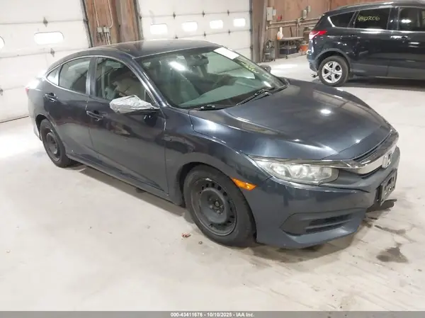 19XFC2F50GE212365 2016 HONDA CIVIC - Image 1