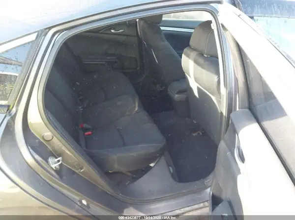 19XFC2F50GE224631 2016 HONDA CIVIC - Image 8