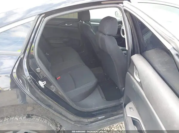 19XFC2F50GE231935 2016 HONDA CIVIC - Image 8