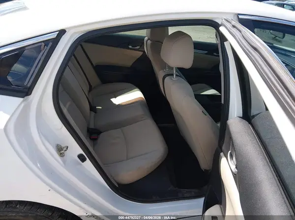 19XFC2F50HE004780 2017 HONDA CIVIC - Image 8
