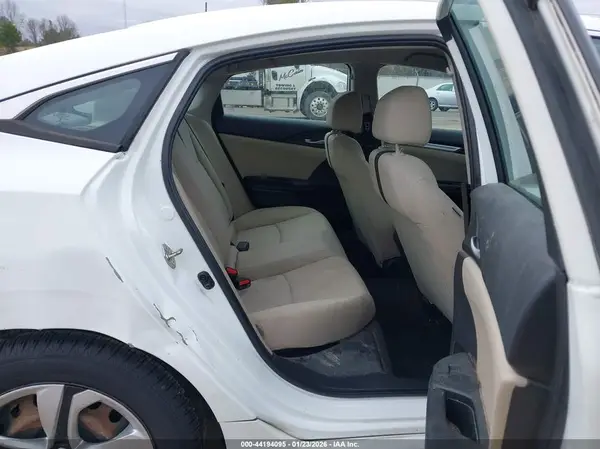 19XFC2F50HE015374 2017 HONDA CIVIC - Image 8