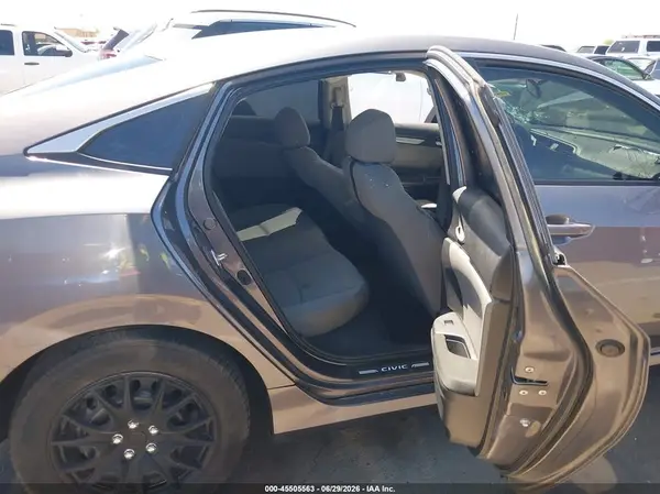 19XFC2F50HE028402 2017 HONDA CIVIC - Image 8