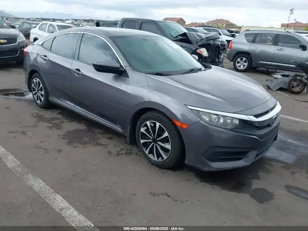 19XFC2F50HE055888 2017 HONDA CIVIC - Image 1