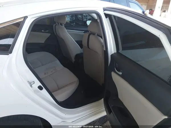19XFC2F50HE068950 2017 HONDA CIVIC - Image 8