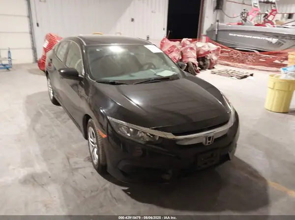 19XFC2F50JE003277 2018 HONDA CIVIC - Image 1