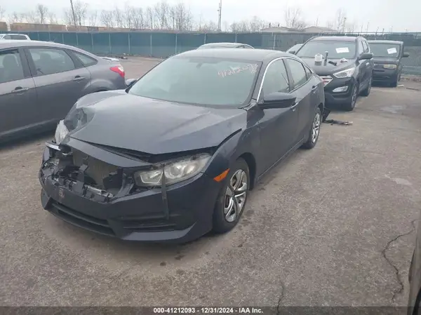 19XFC2F50JE009340 2018 HONDA CIVIC - Image 2
