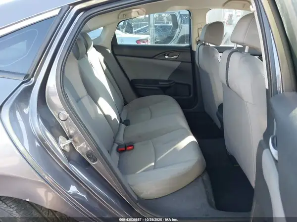 19XFC2F50JE019740 2018 HONDA CIVIC - Image 8