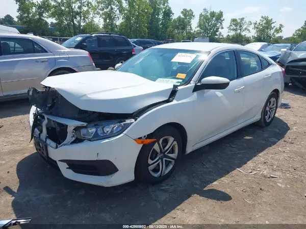 19XFC2F50JE020905 2018 HONDA CIVIC - Image 2