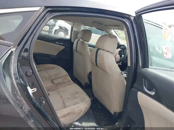 19XFC2F50JE022928 2018 HONDA CIVIC - Image 8