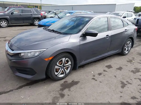 19XFC2F50JE029121 2018 HONDA CIVIC - Image 2