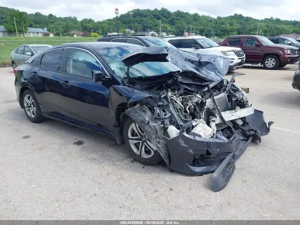 19XFC2F50JE037607 2018 HONDA CIVIC - Image 1