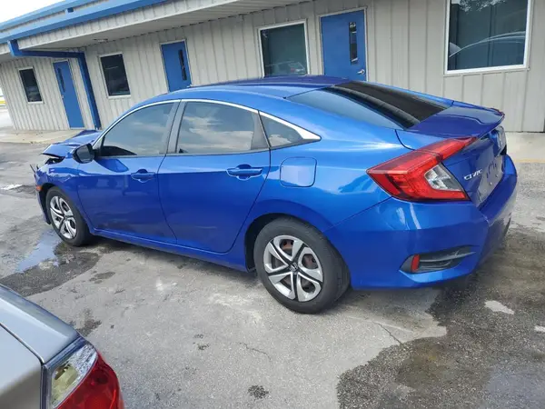 19XFC2F50JE041818 2018 HONDA CIVIC - Image 2