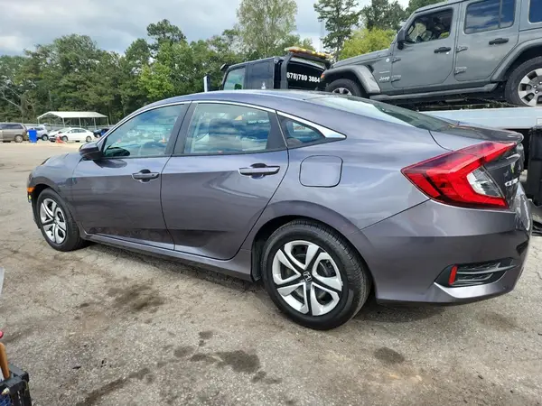 19XFC2F50JE043827 2018 HONDA CIVIC - Image 2