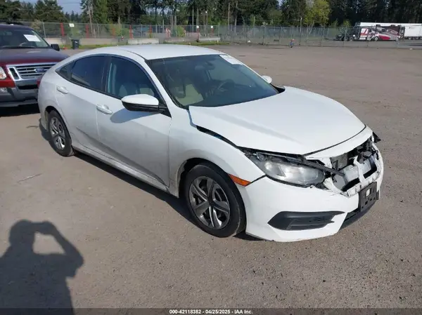 19XFC2F50JE201499 2018 HONDA CIVIC - Image 1