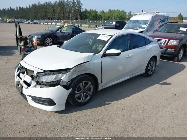 19XFC2F50JE201499 2018 HONDA CIVIC - Image 2