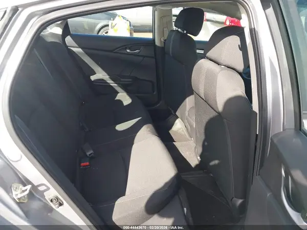 19XFC2F50JE204659 2018 HONDA CIVIC - Image 8
