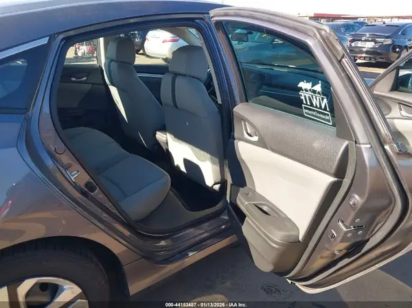 19XFC2F51GE006360 2016 HONDA CIVIC - Image 8