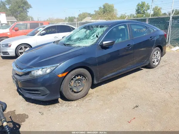 19XFC2F51GE030013 2016 HONDA CIVIC - Image 2