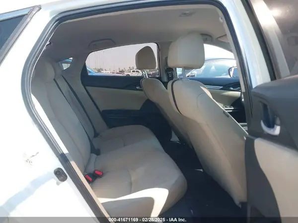 19XFC2F51GE032182 2016 HONDA CIVIC - Image 8
