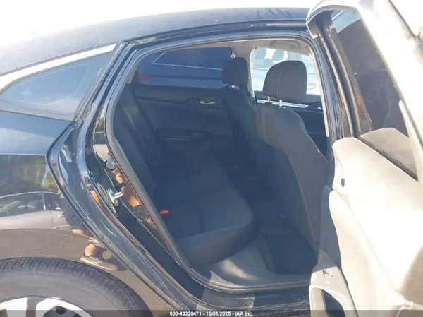 19XFC2F51GE055333 2016 HONDA CIVIC - Image 8