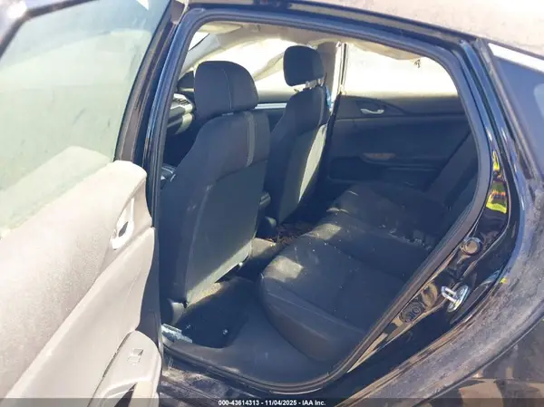 19XFC2F51GE057857 2016 HONDA CIVIC - Image 8