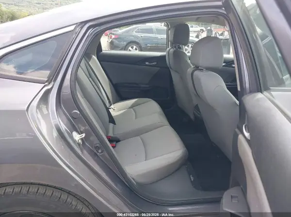 19XFC2F51GE060385 2016 HONDA CIVIC - Image 8