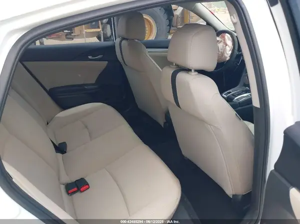 19XFC2F51GE077929 2016 HONDA CIVIC - Image 8