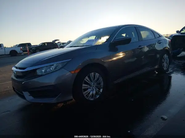 19XFC2F51GE098523 2016 HONDA CIVIC - Image 2