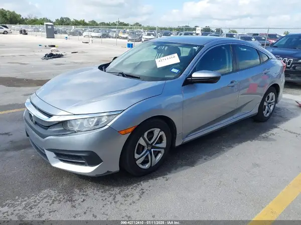 19XFC2F51HE011270 2017 HONDA CIVIC - Image 2