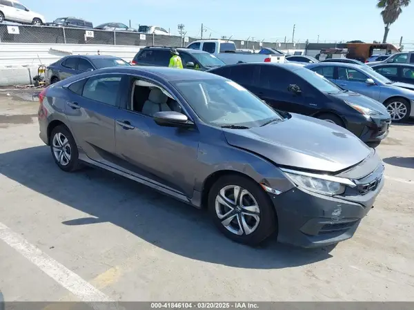 19XFC2F51HE019028 2017 HONDA CIVIC - Image 1