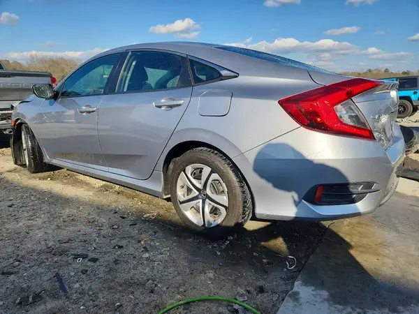 19XFC2F51HE025704 2017 HONDA CIVIC - Image 2