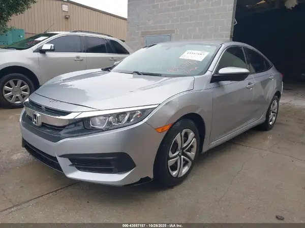 19XFC2F51HE038808 2017 HONDA CIVIC - Image 2