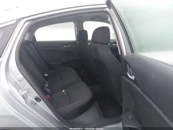 19XFC2F51HE209654 2017 HONDA CIVIC - Image 8