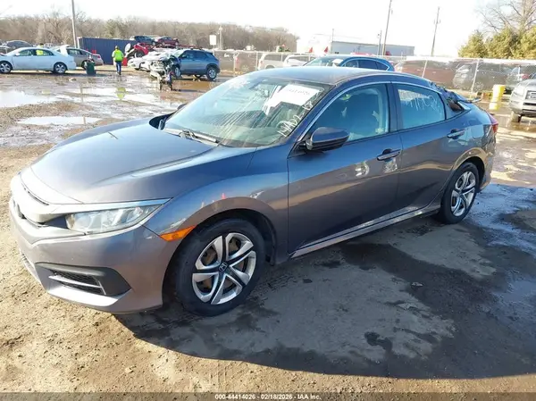 19XFC2F51JE001800 2018 HONDA CIVIC - Image 2