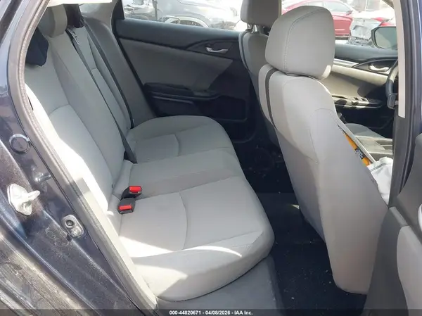 19XFC2F51JE010190 2018 HONDA CIVIC - Image 8