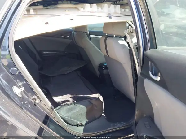 19XFC2F51JE010206 2018 HONDA CIVIC - Image 8