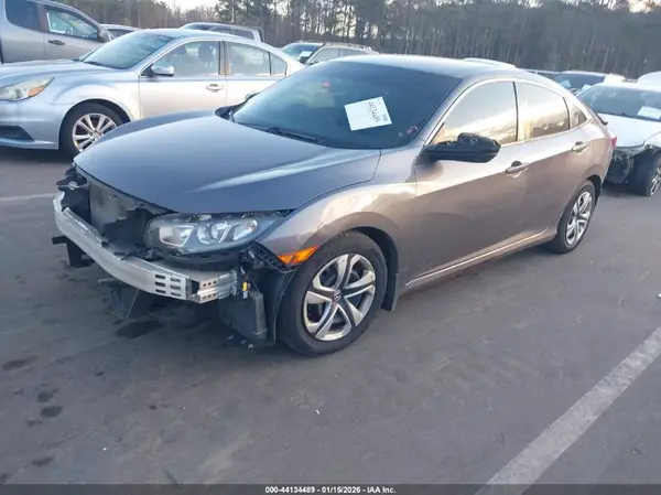 19XFC2F51JE018578 2018 HONDA CIVIC - Image 2