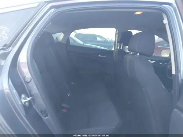 19XFC2F51JE018578 2018 HONDA CIVIC - Image 8