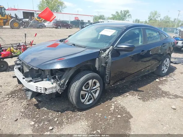 19XFC2F51JE020136 2018 HONDA CIVIC - Image 2