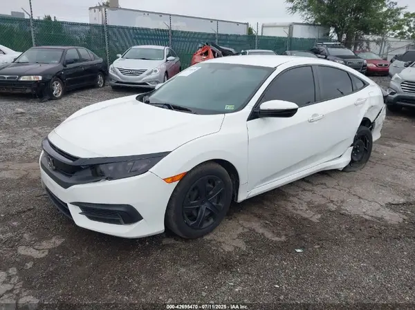 19XFC2F51JE026342 2018 HONDA CIVIC - Image 2